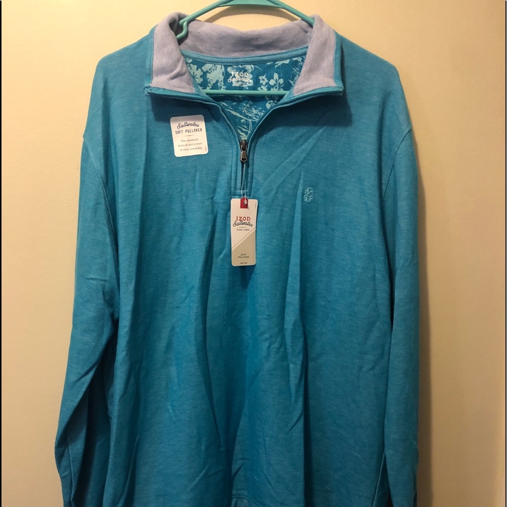 IZOD Saltwater soft pullover WITH TAGS ON IT